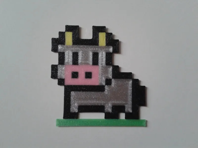 İnek 1, 8 bit, 5 renkli (alt nesneye göre çok renkli)