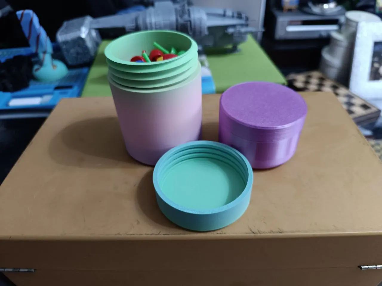 Cylindrical container - height 6 cm