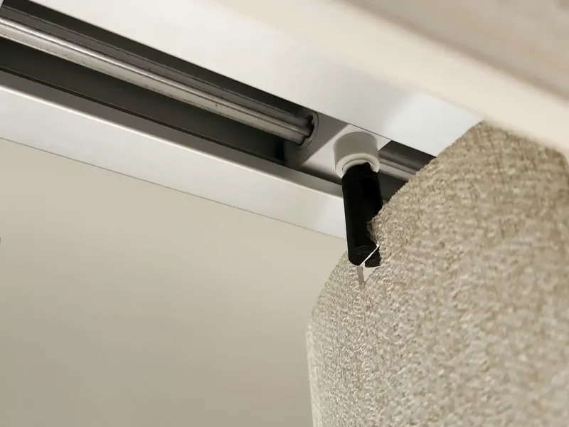 Vertical Blinds Hanger Clip