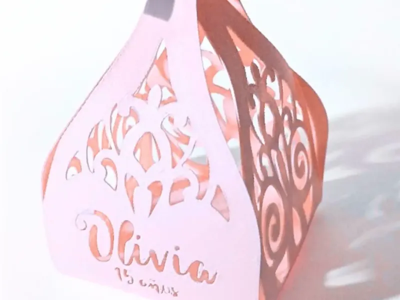 Caja calada regalos especiales souvenir