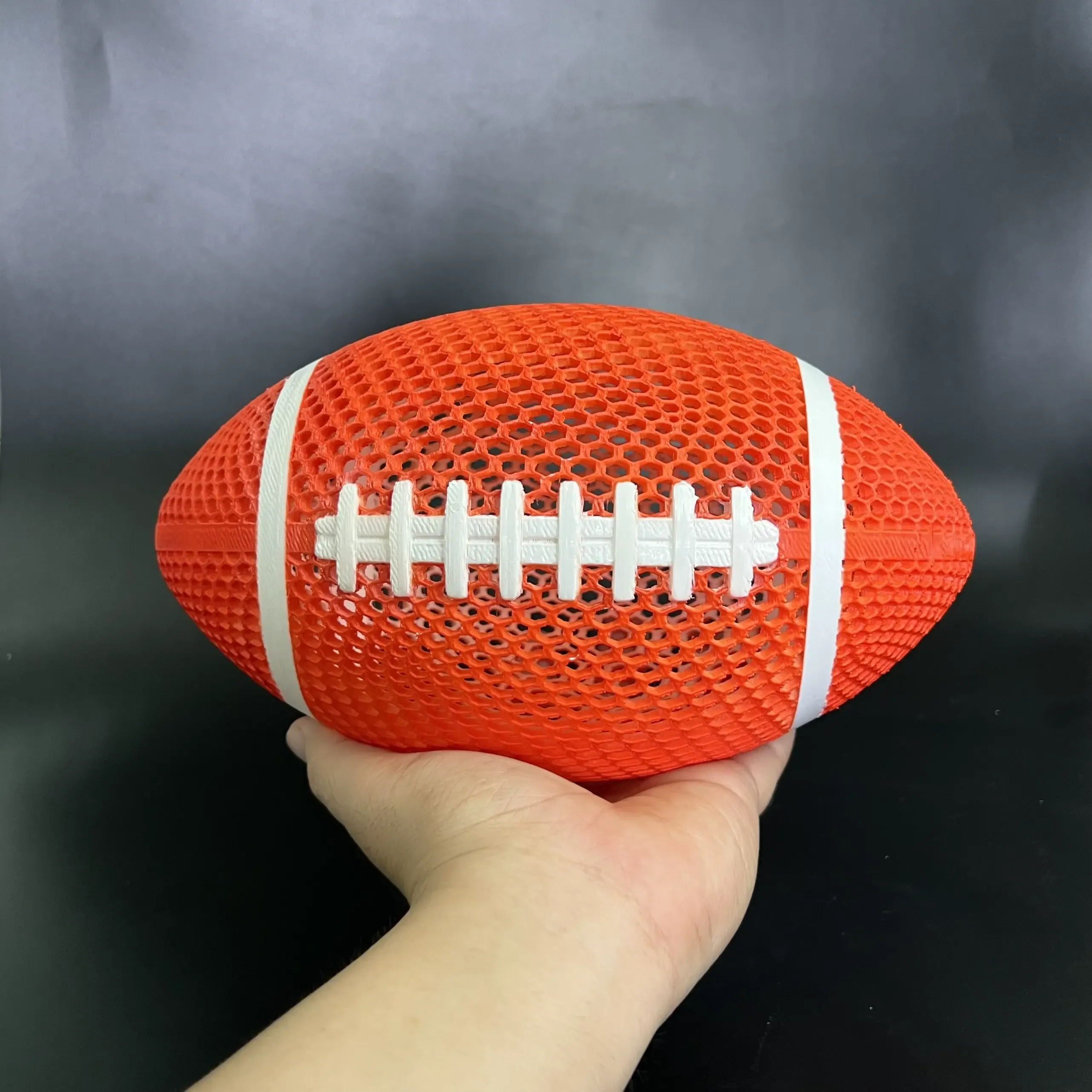 AIRLESS RUGBY BALL - FOOTBALL - STL & 3MF MULTICOLOR