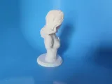 Captain Marvel Statue-1