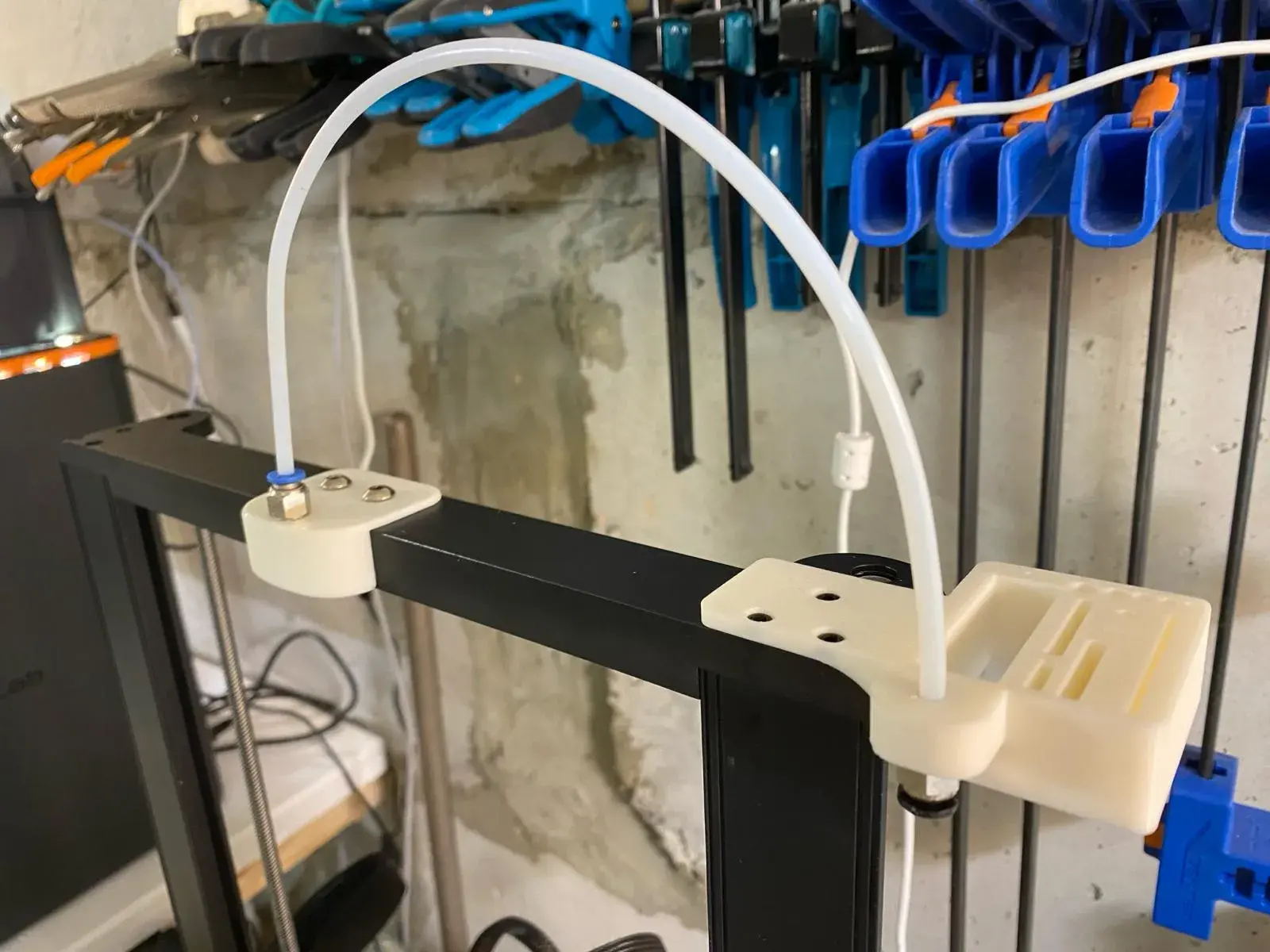 Ender 3 V3 Filamentführung mit m10x1,5 für PC4-M10 Anschluss