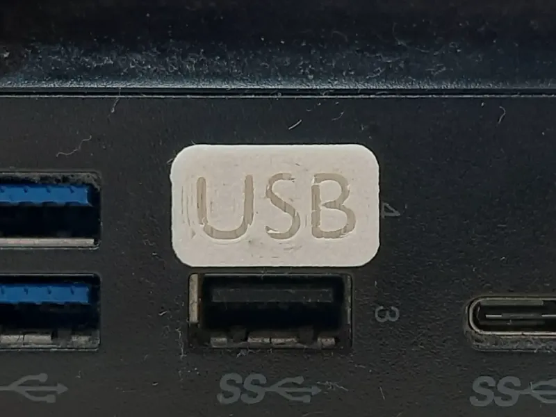 Защитная заглушка от пыли для USB