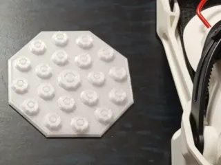 Snowboard stomp pad