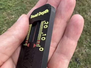 Tread depth gauge