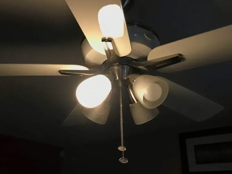 Ceiling fan enclosed light cover/diffuser