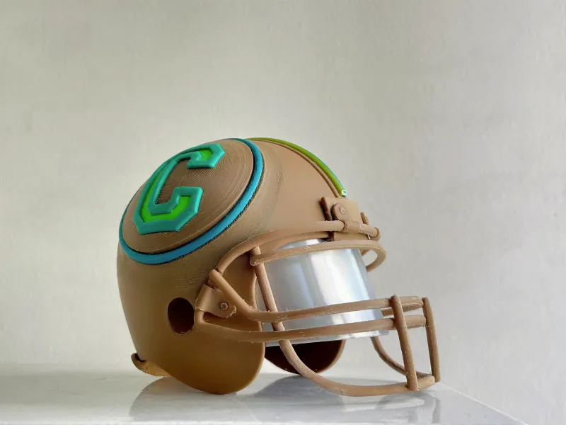 AMERICAN FOOTBALL HELMET