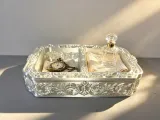 Baroque Double-Compartment Desktop Organizer-2