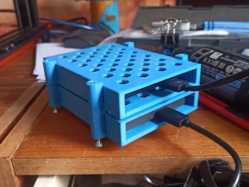Harici 2.5 inç HDD desteği