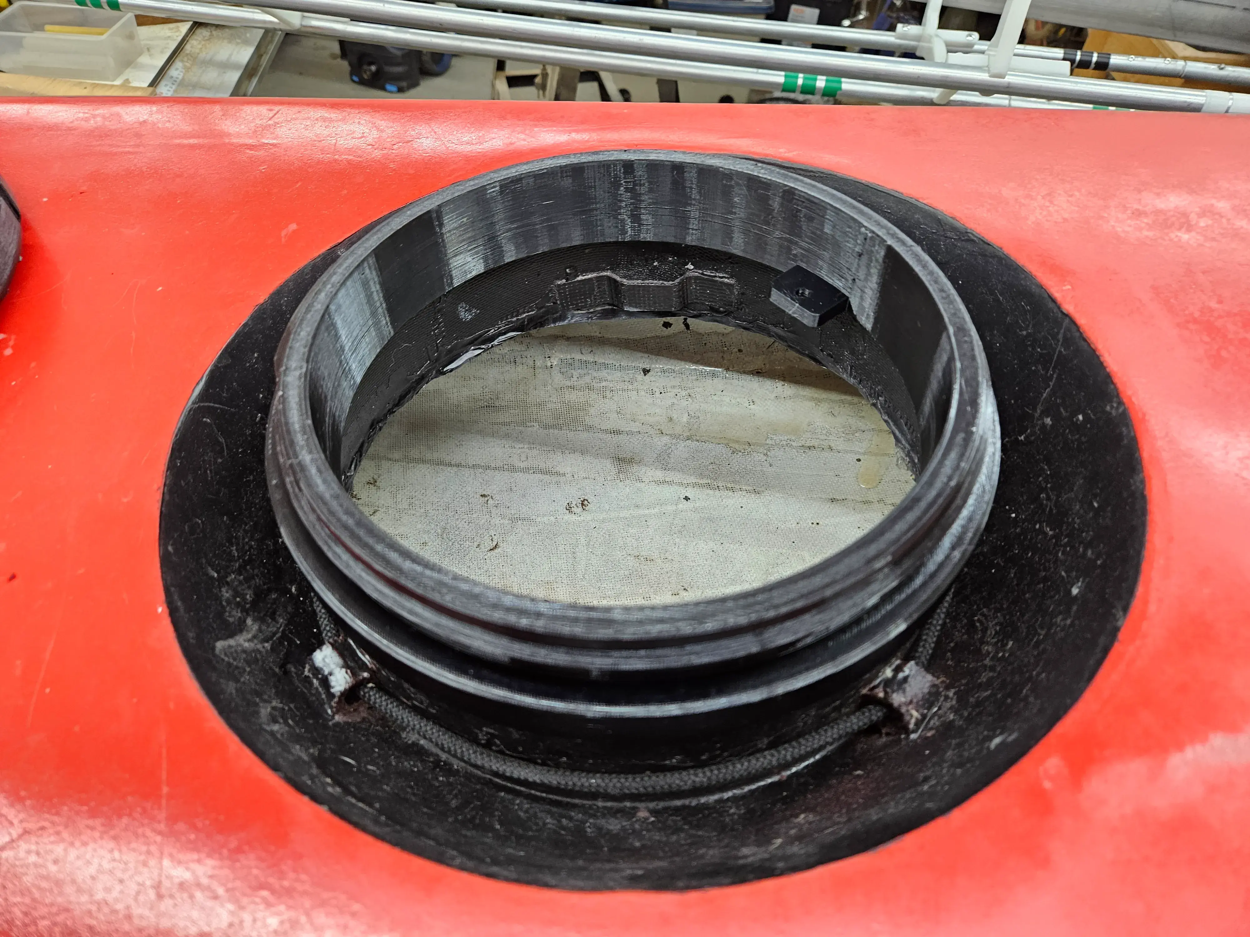 Large kayak hatch - screw on
