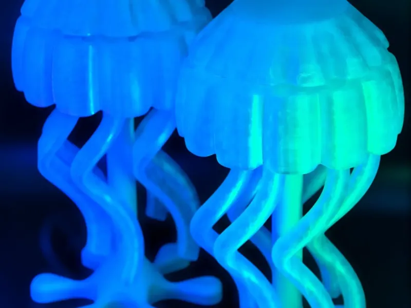 Hypnotic Jellyfish (Optional Motor & Lamp)