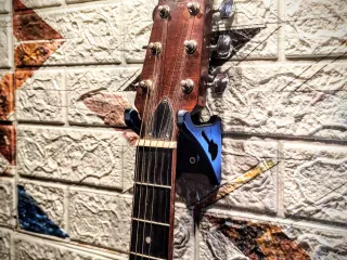 Guitar Wall Mount Bracket