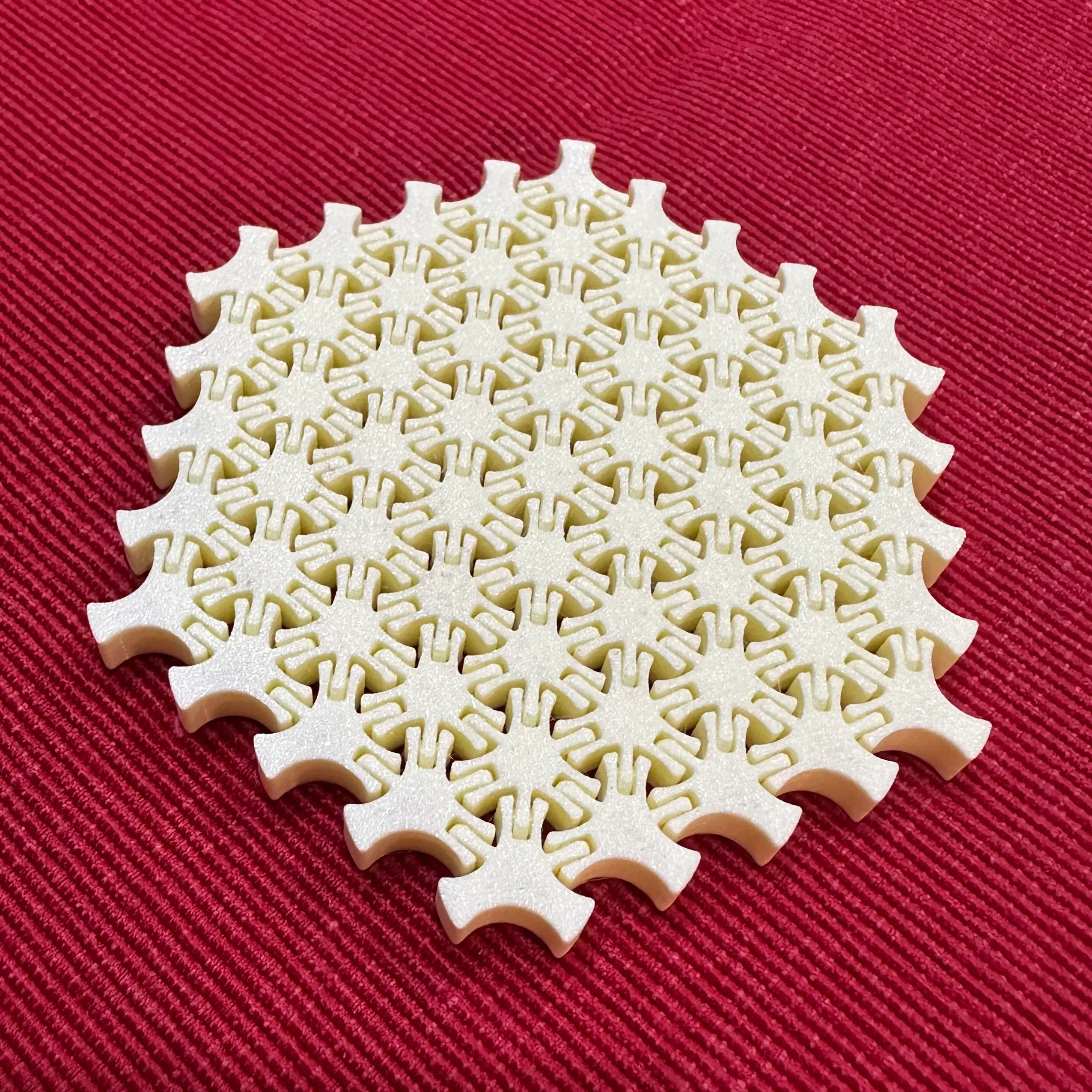 Flexible Chain Coaster