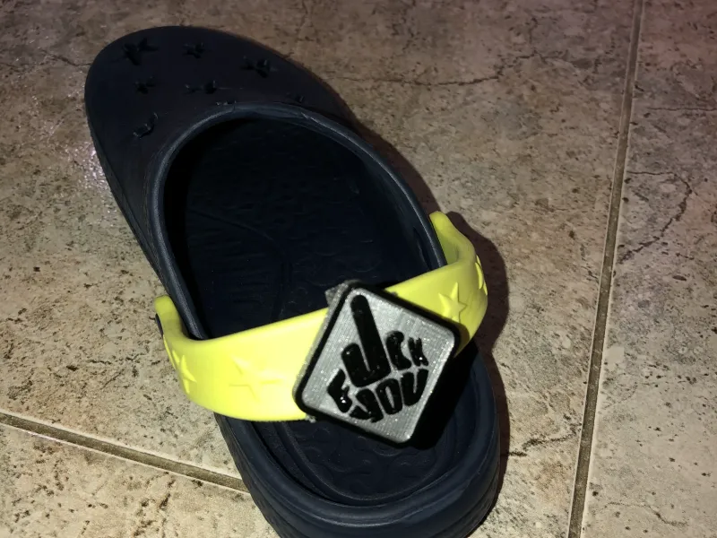 ornament crocs adult