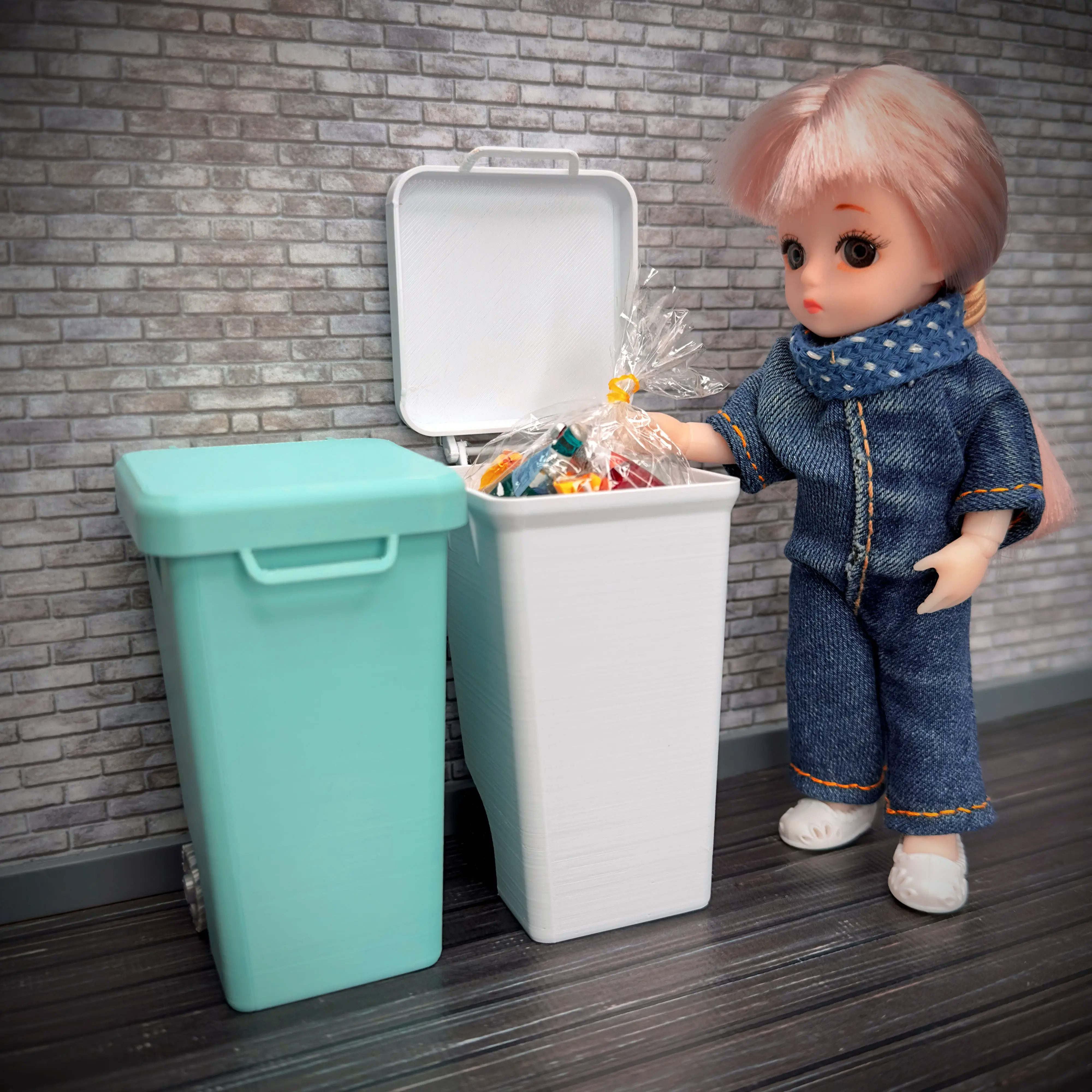 1:12 Scale Miniature Street Trash Bin