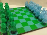 "Breaking Bad" Chess Set: Liquid-Filled & Glow-in-the-Dark N-7