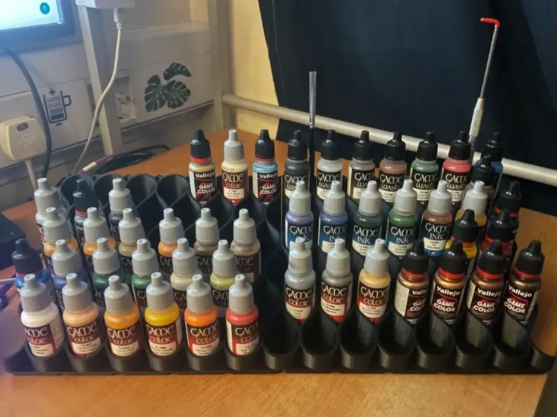 Vallejo Gridfinity Paint Rack holds x37 pots + brush docks