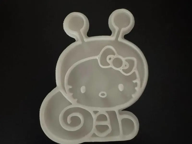hello kitty caracol