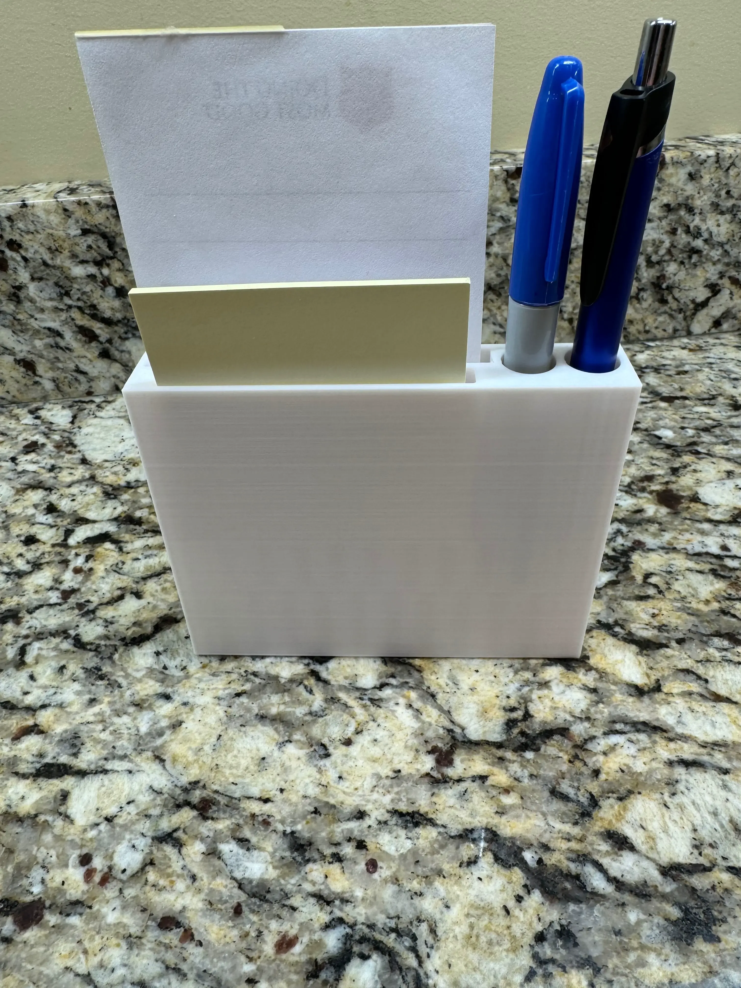 Post it note and pen holder