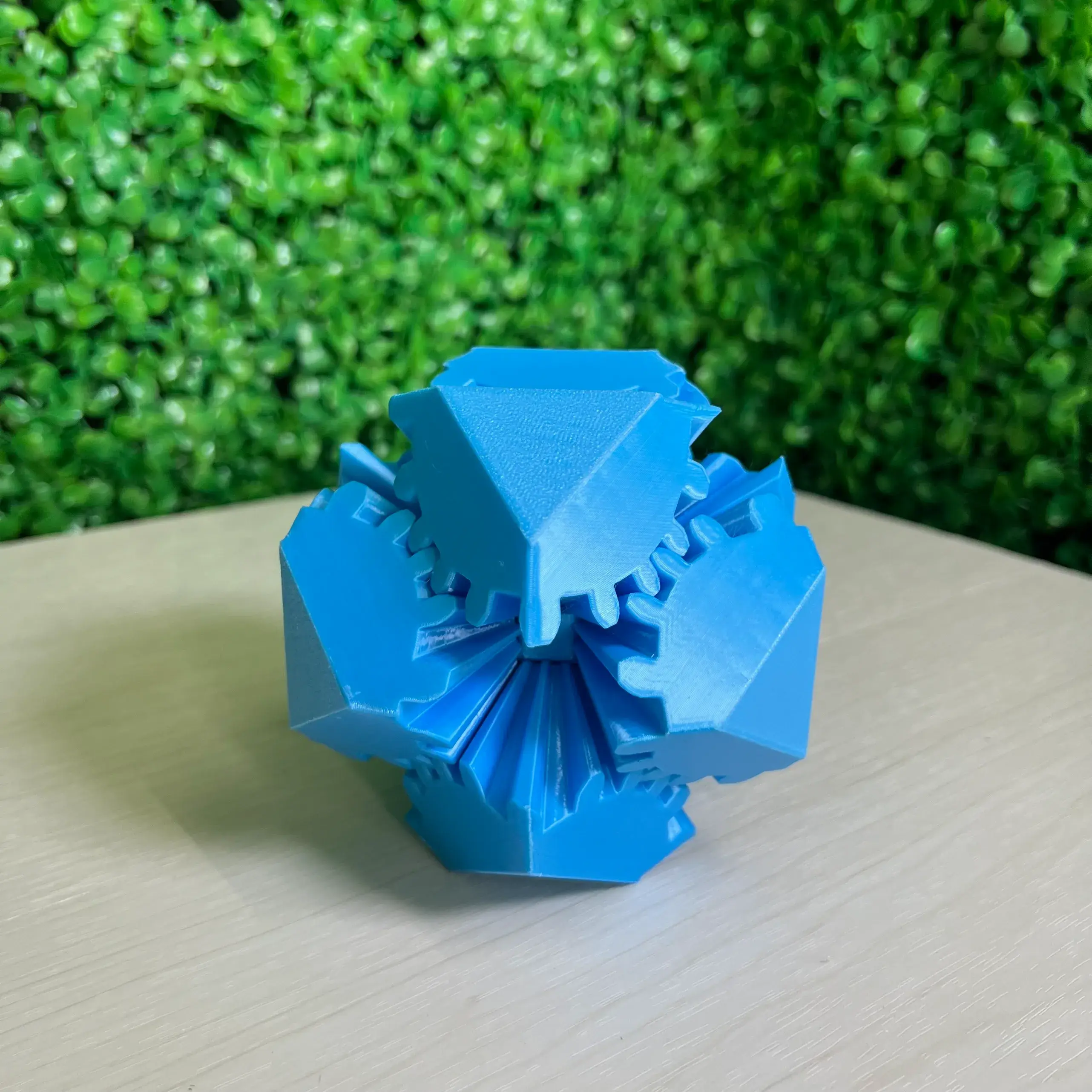 [Exclusive] Chamber Gear Fidget Toy