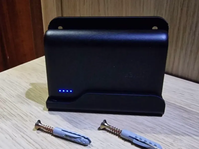 USB Battery Charger Mount for Wall