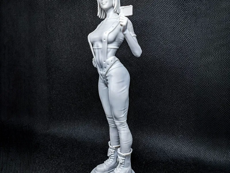 LEELOO - CHARACTER MINIATURE FIGURE STATUE