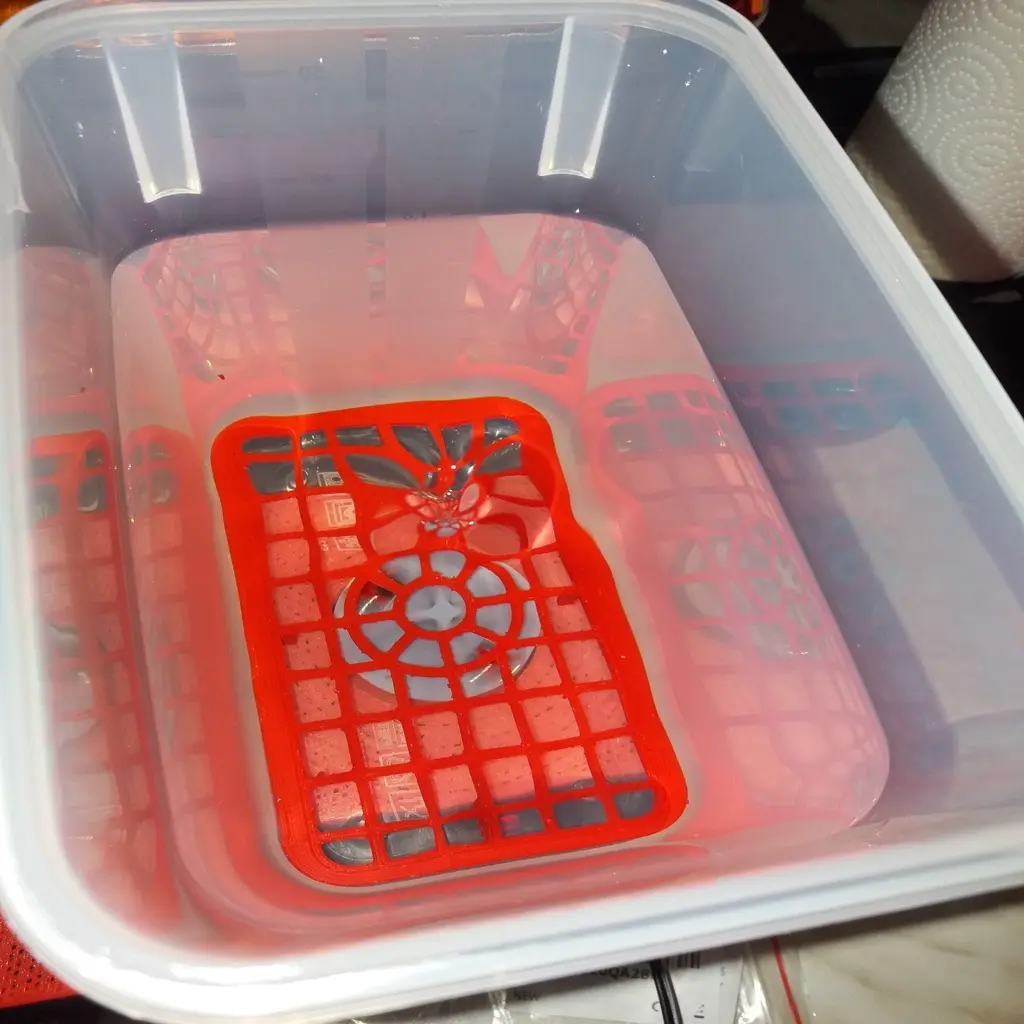 Magnetic stirrer to cleanig resin prints