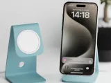 Minimalistic Phone Stand with MagSafe (USB-C)-0