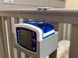 Kangaroo Joey Feeding Pump Kit for crib and hanger-1