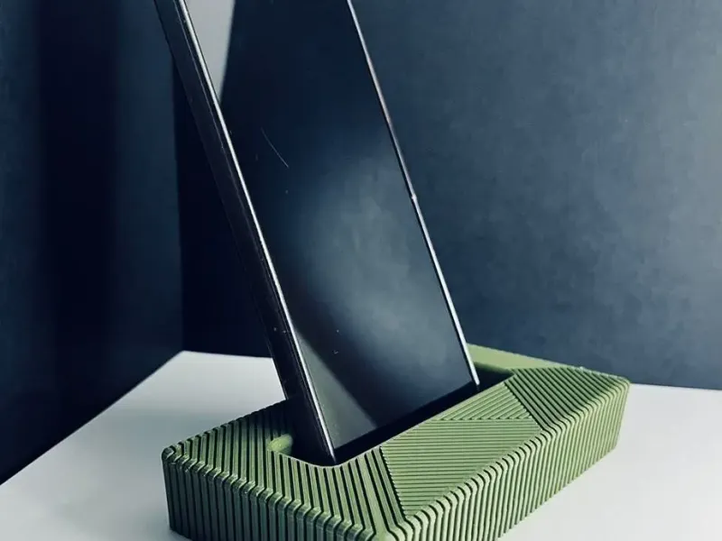 Elegant phone holder home office
