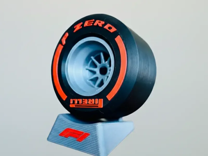 Rueda F1 con soporte 