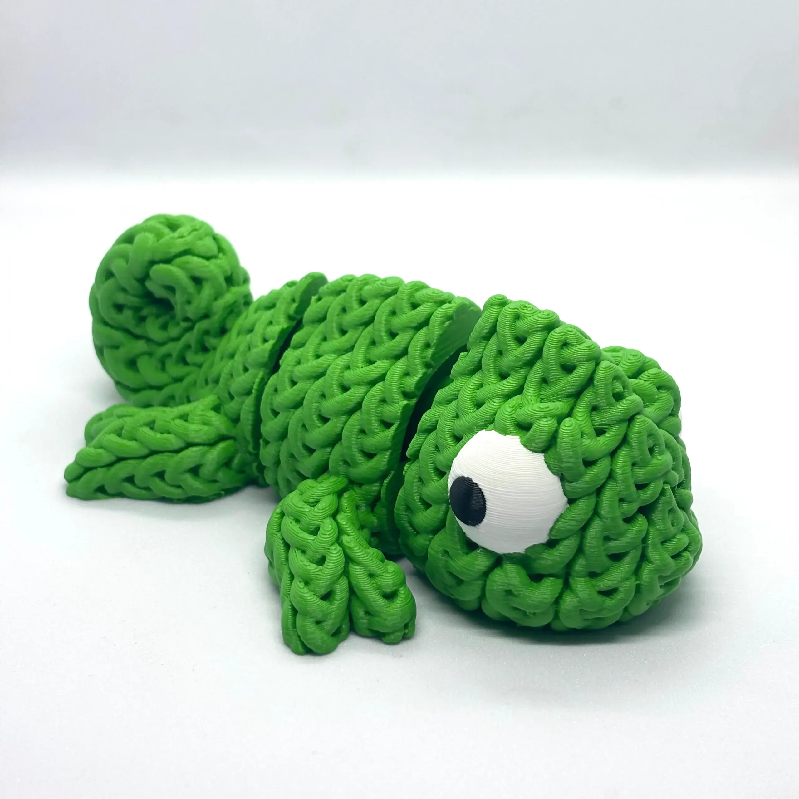Knitted Flexi Chameleon