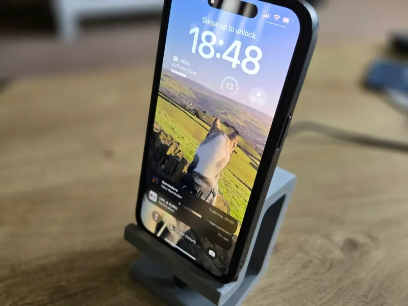 Desktop Phone Holder