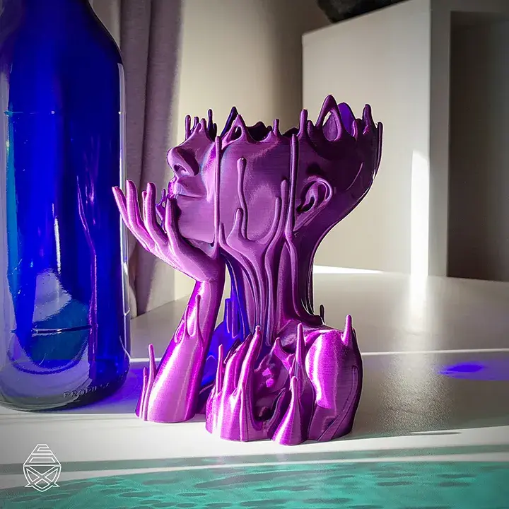 MELTED GIRL