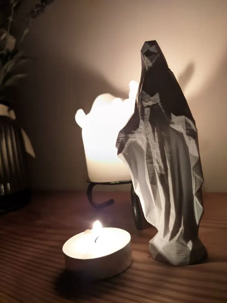 Virgin Mary Figurine [ Low-Poly ]