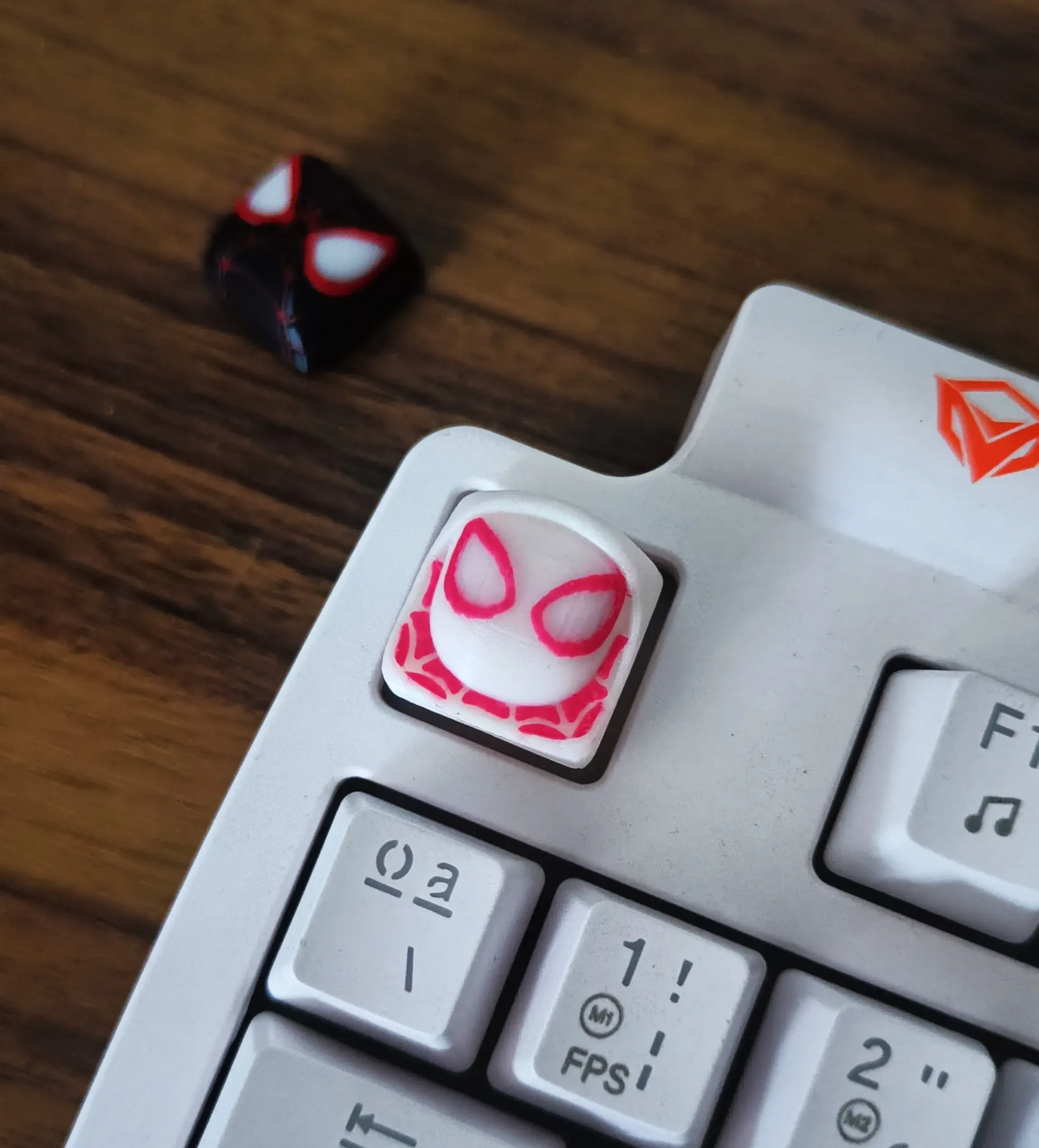 Miles Morales - Gwen Stacy keycaps - Mechanical keyboard