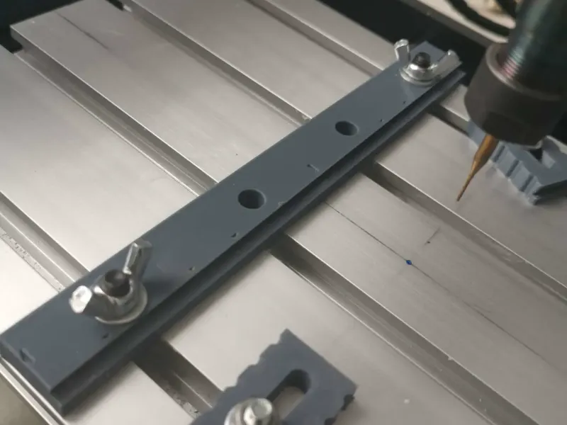 Pcb holder cnc 3018 bed extrude GB15180