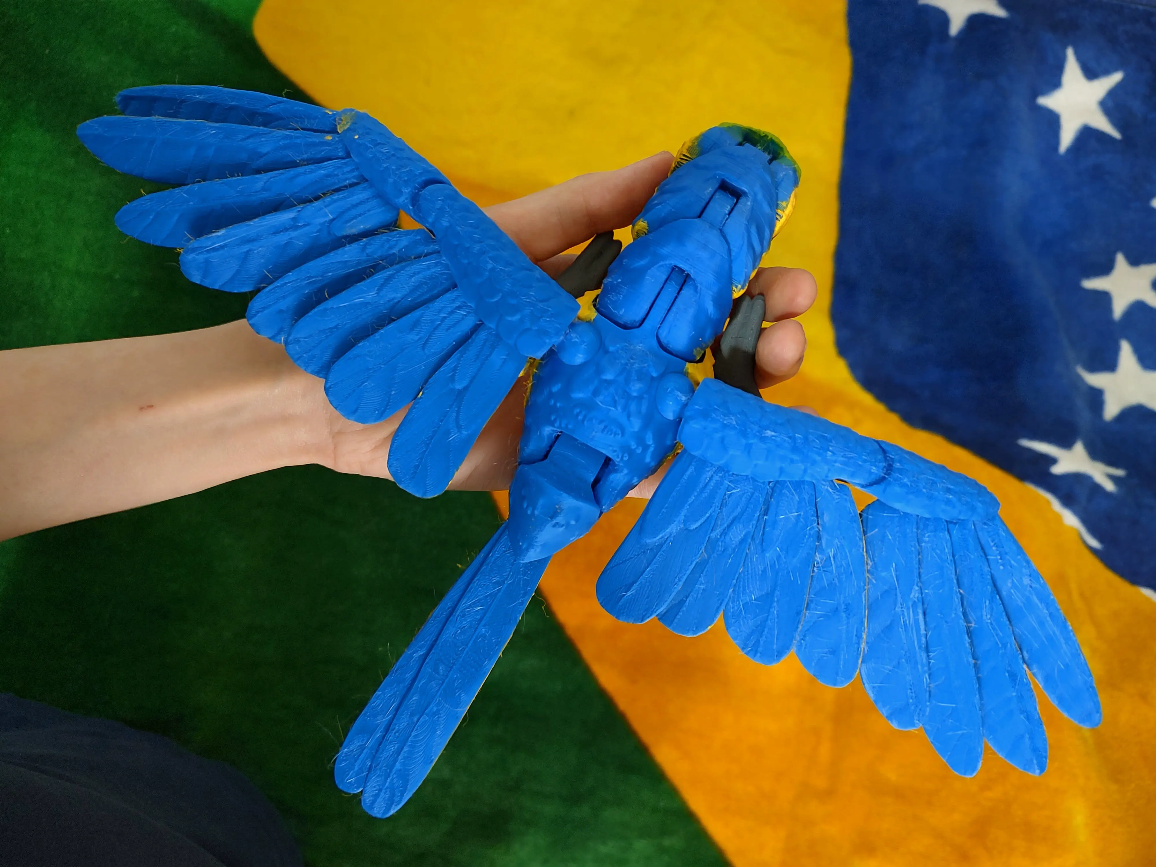 Scarlet Macaw Articulated Figure