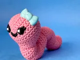 Knitted Earthworm-1