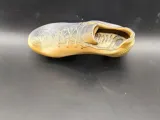 Chuteira de futebol - modelo sólido-2