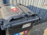 Trash bin lock-1