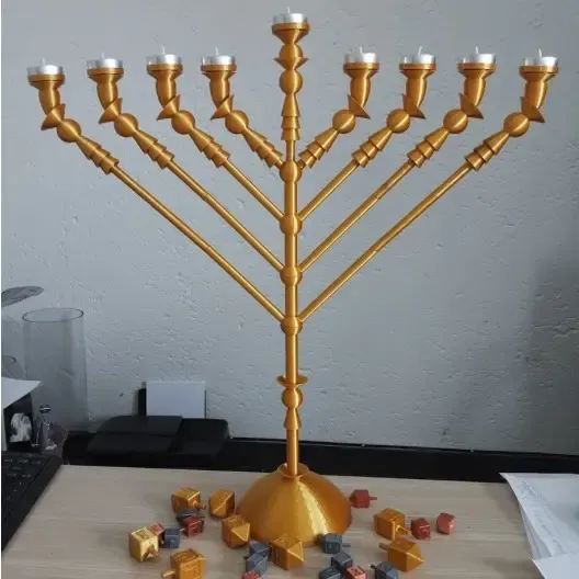 chanukah menorah