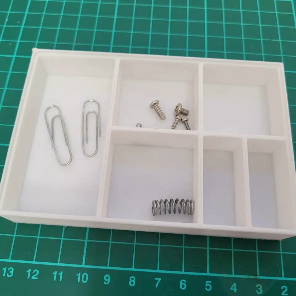 Small Screw Organiser Box