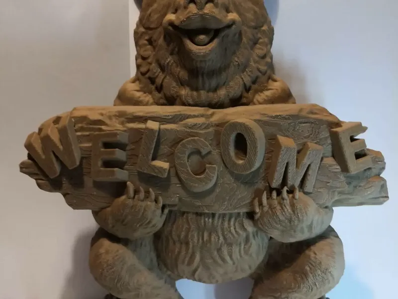 Bear welcome plate