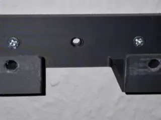 Canvas Frame Holder