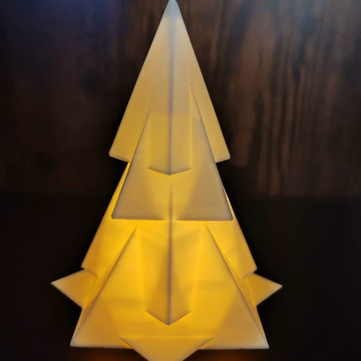 Spiky tree tea light