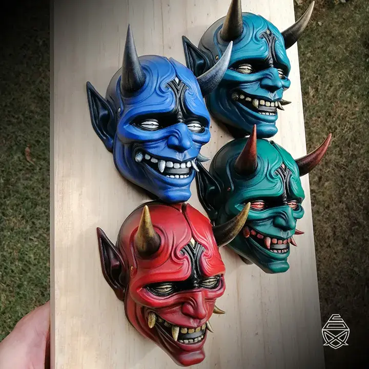MÁSCARA DE PARED ONI