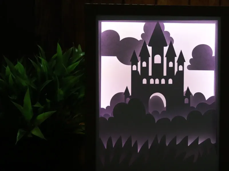 Boîte à lumière du château royal (boîte d'ombre)