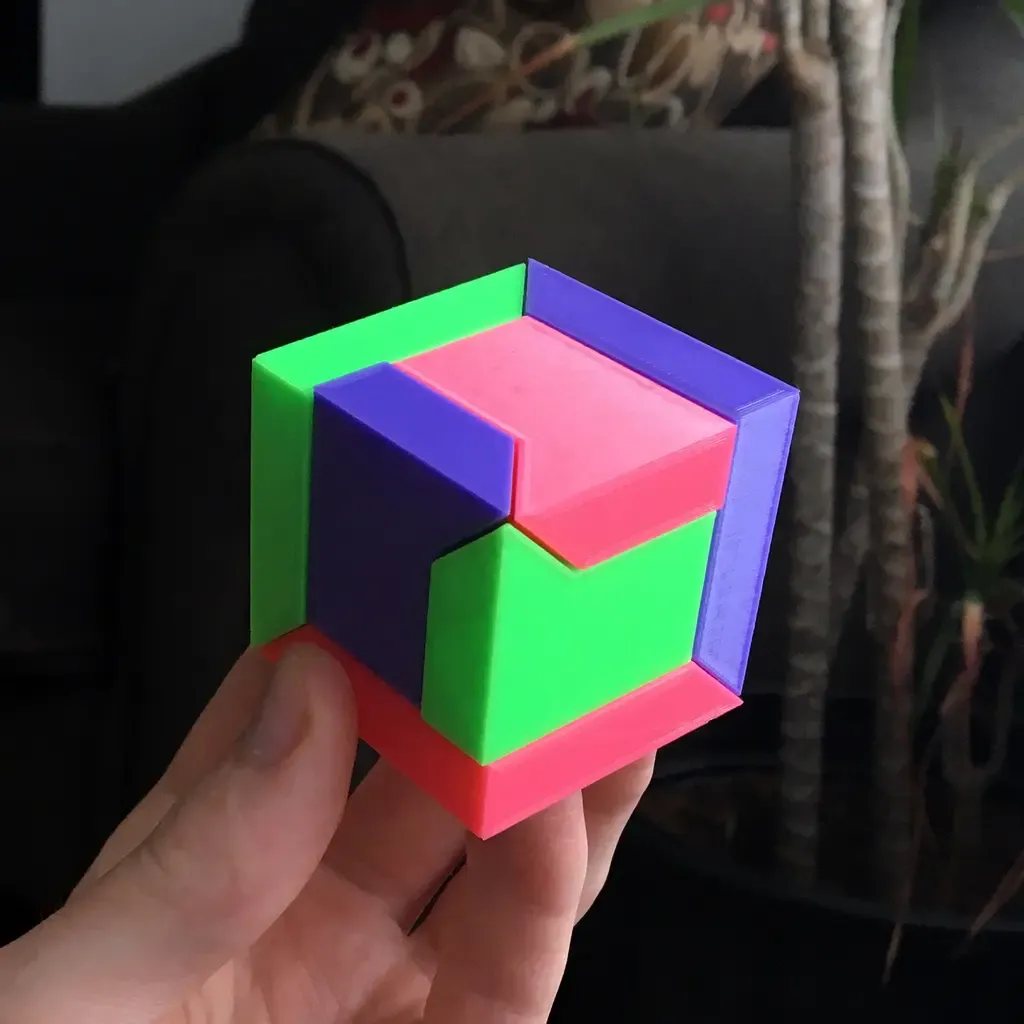 Puzzle Cube (easy print no support)
